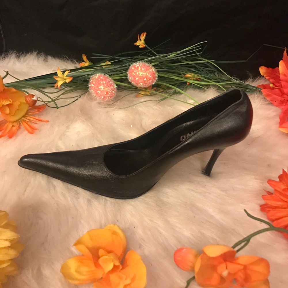 Torino Black Heels - Picture 1 of 8